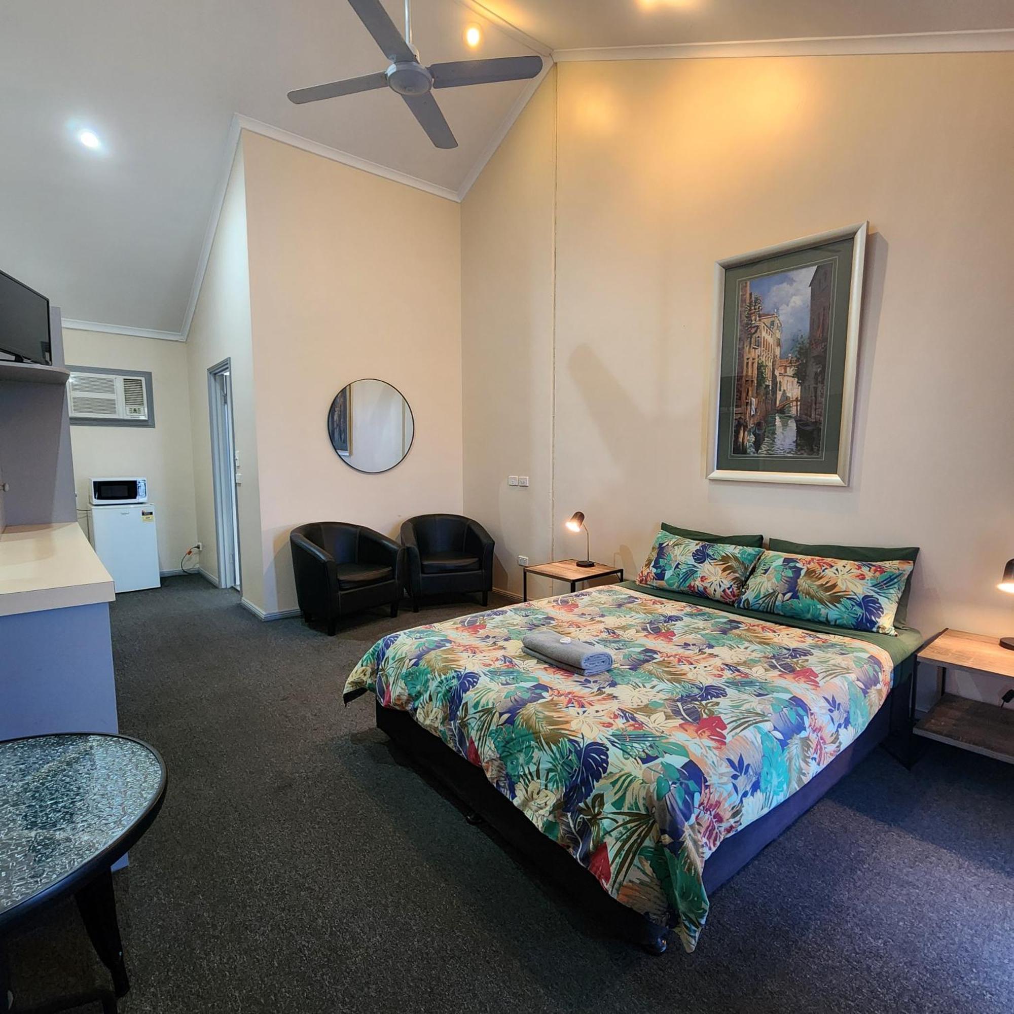 Wentworth Central Motor Inn Zewnętrze zdjęcie