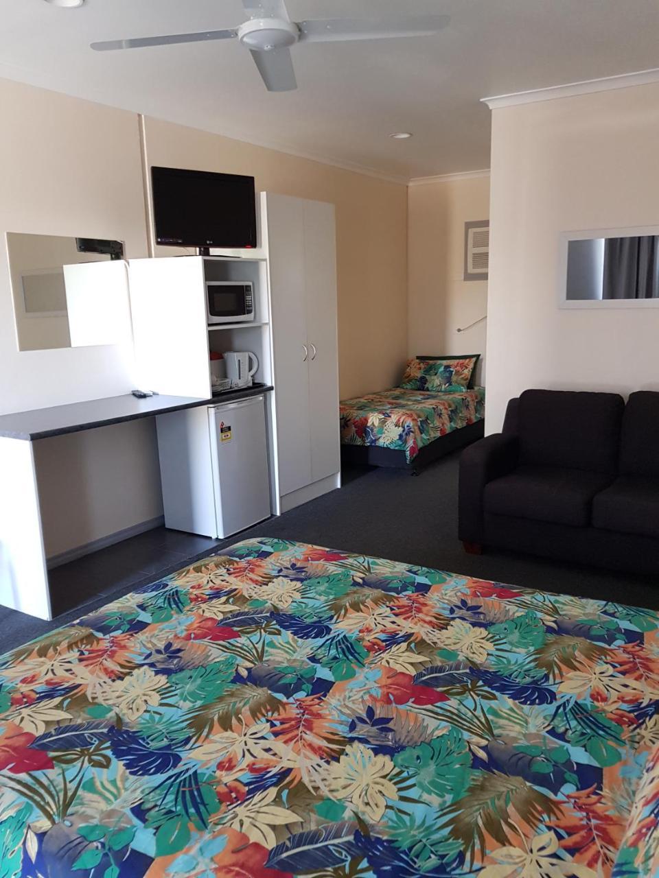 Wentworth Central Motor Inn Zewnętrze zdjęcie